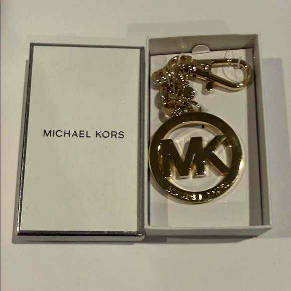 Michael Kors Gold Bag Charm/Keychain - Picture 5 of 7